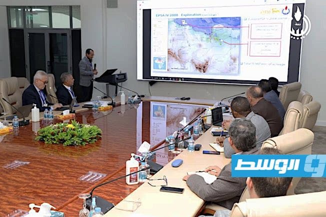 «مؤسسة النفط» تناقش مع «إيني» الخطط الاستكشافية المقترحة لعام 2026