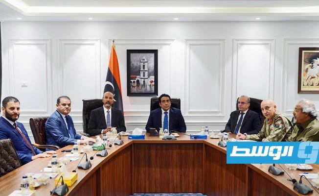 مجلس الدفاع وبسط الأمن يبحث الأوضاع الأمنية والعسكرية بالمنطقة الغربية