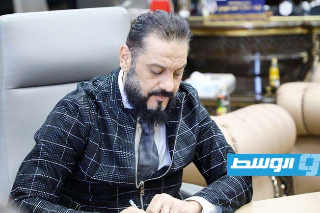 مديرية أمن بنغازي تعلن عن حزمة قرارات لتعزيز الدفع الإلكتروني تجاريًّا