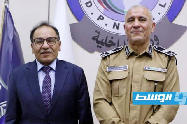 القيب يبحث مع رئيس «الجوازات» تسريع إجراءات منح الإقامة للطلاب الأجانب
