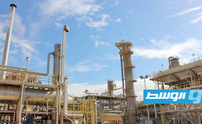 8.22 مليار دولار خسائر الإقفالات النفطية خلال 208 أيام