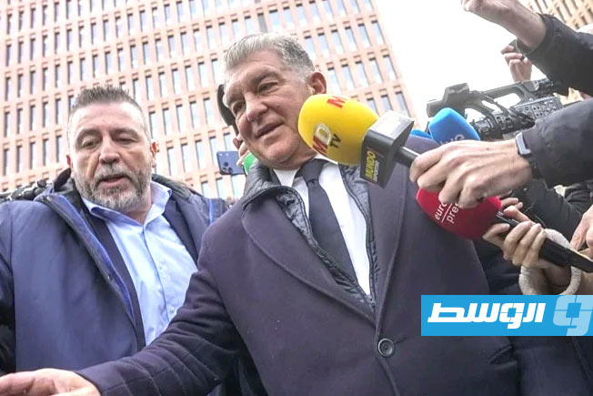 الادعاء الإسباني يتهم رئيس برشلونة بالتملص من تهم الاحتيال