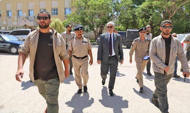 باشاغا يتفقد مبنى ضباط الصف في ديوان «داخلية الوفاق» بطرابلس