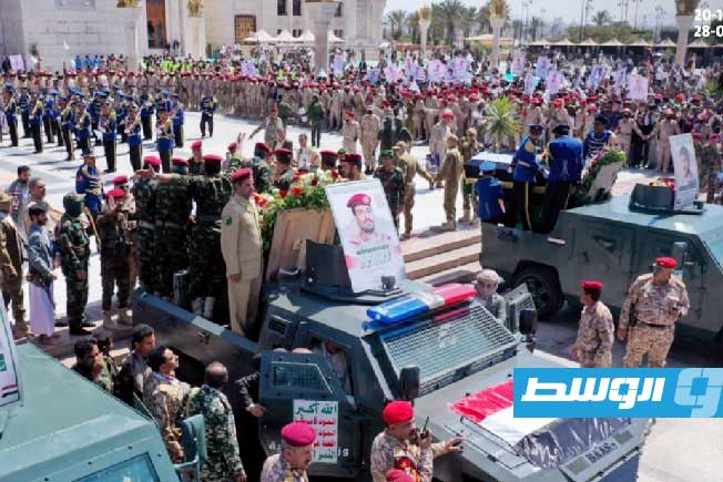 بالفيديو.. الحوثيون يشيعون رئيس أركانهم بعد اغتياله في غارة إسرائيلية