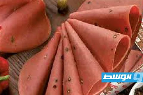 لانشون لحم بالفلفل الأسود والزيتون