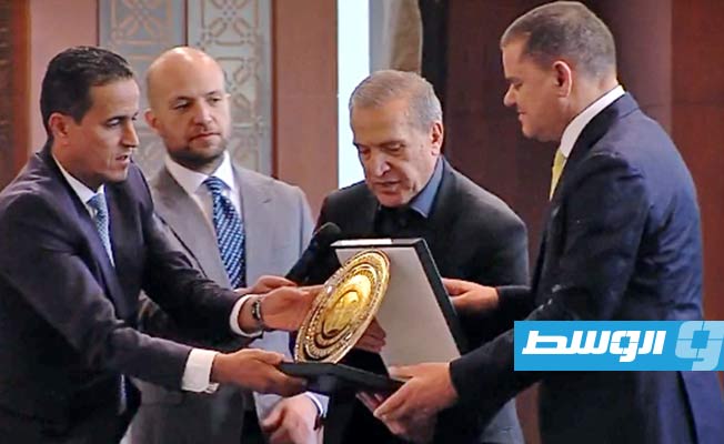 في احتفالية بطرابلس: منح جائزة حرية الصحافة لـ«شيرين أبوعاقلة»