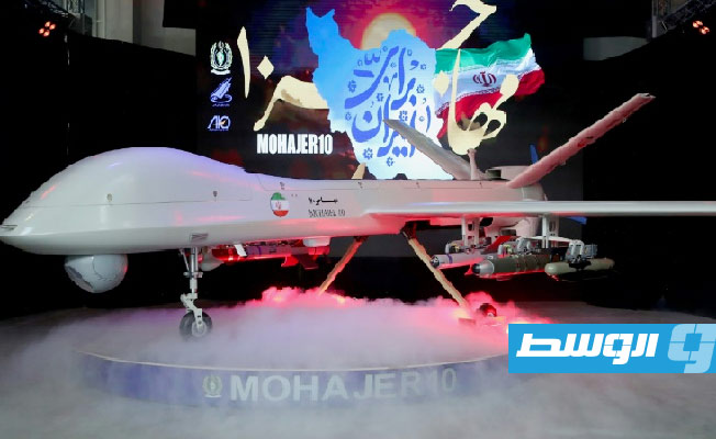 إيران تكشف عن مسيَّرة جديدة محلية الصنع تحمل أنواعا مختلفة من الذخائر والقنابل