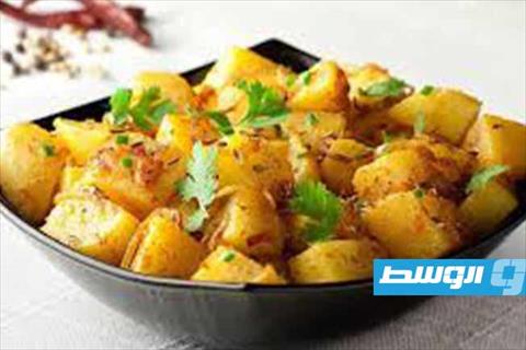 بطاطا حارة بزيت الزيتون