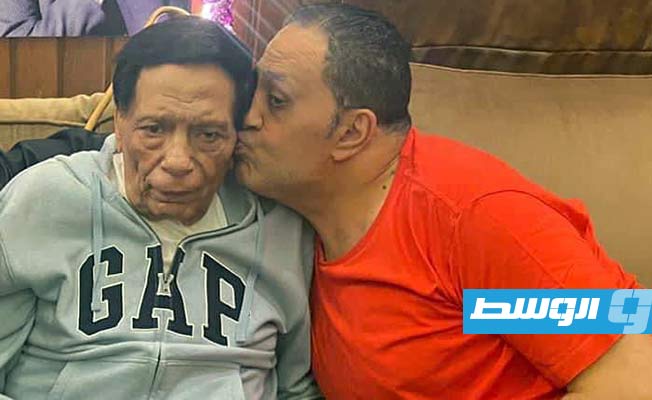 شاهد: كيف احتفل عادل إمام بعيد ميلاده الـ83؟