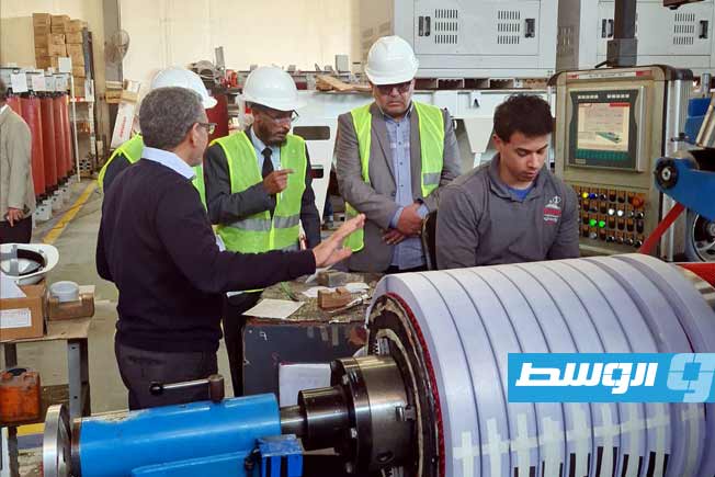 وفد من «الكهرباء» في مصر للاطلاع على تقنيات صناعة المحولات