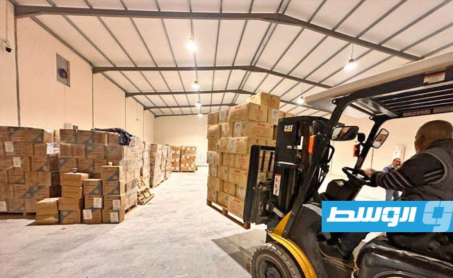 مخازن «الإمداد الطبي» في طرابلس تتسلم شحنة مستلزمات طبية