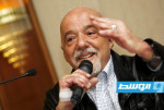 من الصدمات الكهربائية إلى «الخيميائي».. القصة المذهلة لباولو كويلو