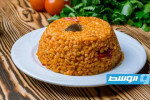 برغل باللحم والصلصة