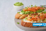 توست السلمون بالجبن