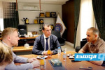 «المواصلات» تبحث التعاون مع بريطانيا لتطوير البنية التحتية للمطارات