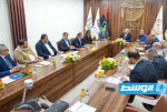بن غلبون يبحث مع عدد من عمداء البلديات سبل تطوير الأداء