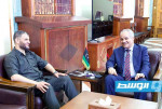 عيسى والطرابلسي يستعرضان إجراءات منح التراخيص لشركات الصرافة