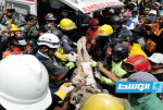 فرق الإنقاذ تنتشل رجلا من بين الأنقاض بعد 8 أيام على زلزالي فنزويلا