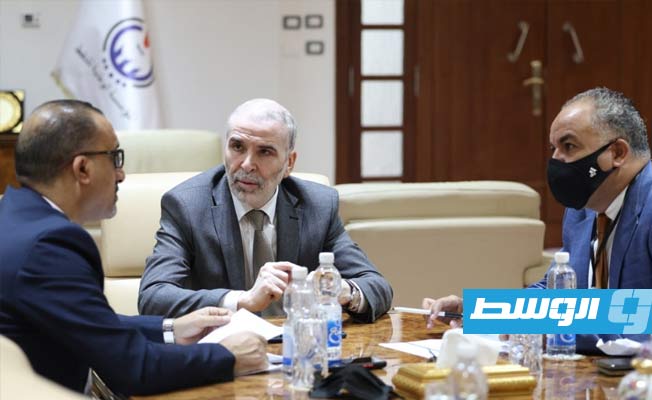صنع الله يبحث الوضع المالي لـ«أجوكو» و«الجوف»