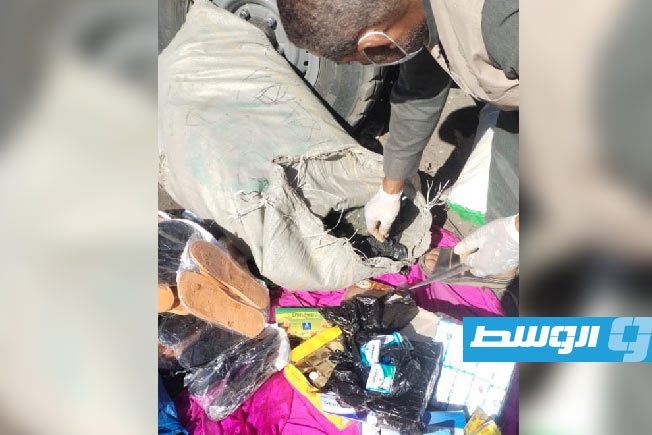 «منتهية الصلاحية».. ضبط سيارة محملة بأدوية مهربة من النيجر في سبها
