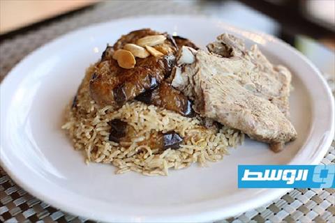 مقلوبة باذنجان ودجاج بالتوابل
