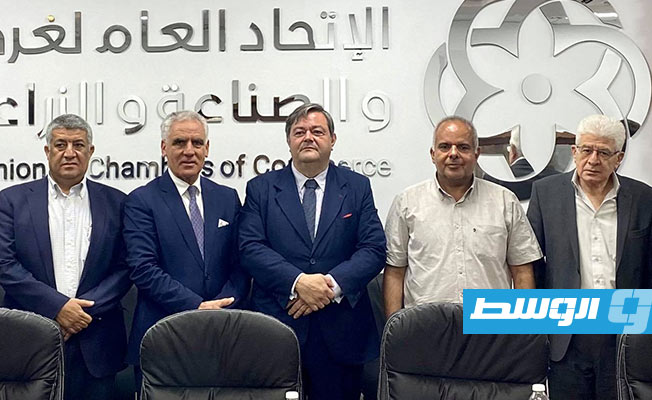 الرعيض يناقش مع السفير الإسباني دعم المسار السياسي واستئناف مشاريع التعاون بين البلدين