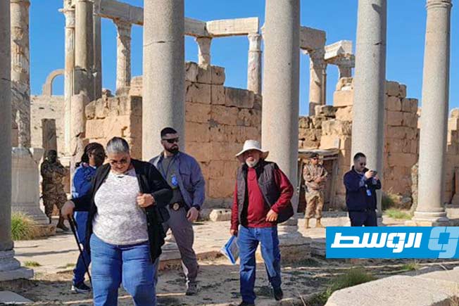 تيتيه تزور لبدة وتؤكد دعم مكافحة الاتجار غير المشروع بالآثار