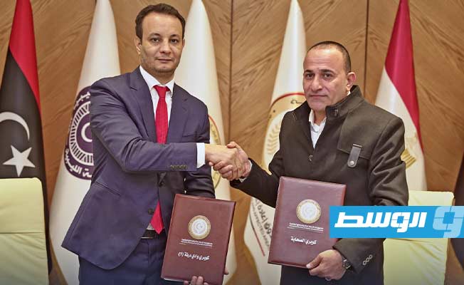 بلقاسم حفتر والعريبي والعرجاني يوقعون عقود إنشاء 11 جسرًا في درنة وبنغازي وأجدابيا