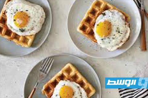 وافل الجبن والبيض لفطور متكامل وصحي