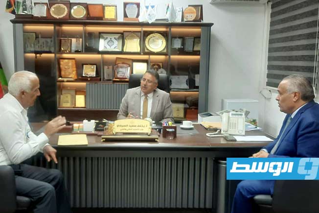 السيفاو يبحث تنفيذ «مشروعات تعليمية وتدريبية للمدن الجبلية»
