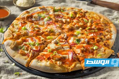 بيتزا دجاج بالفلفل الحار