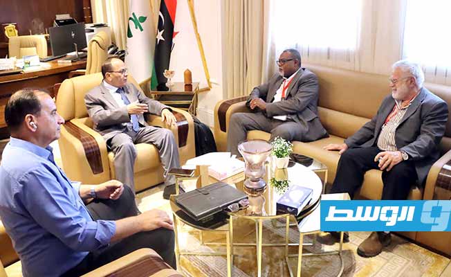 «بورزا» الكندية تستأنف العمل في حقل النافورة النفطي