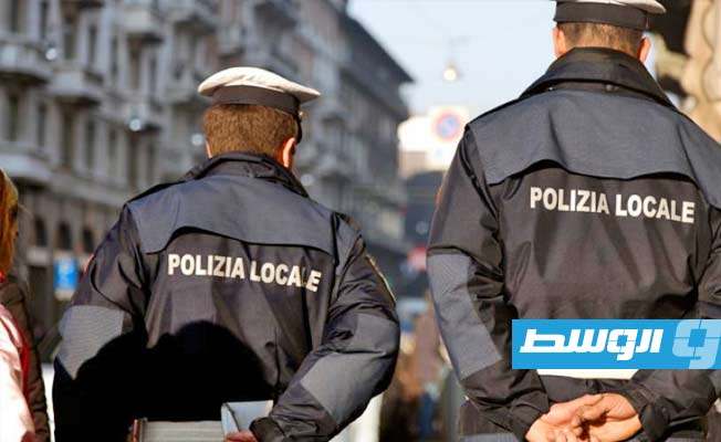 إيطاليا تعتقل بنغاليًا لتورطه في شبكة تهريب مهاجرين بين بنغلاديش وليبيا