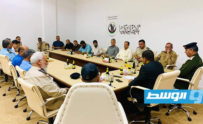 «تسييري أجدابيا» يبحث المشاكل والعراقيل التي تواجه الأجهزة الأمنية في البلدية