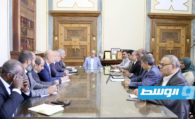 رحيل: توفير 800 مليون دينار لفروع مصارف المنطقة الشرقية منذ الثلاثاء الماضي