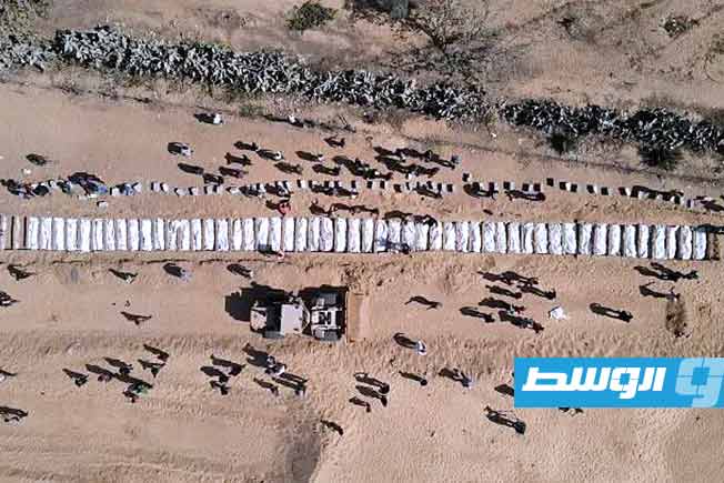 انتشال جثامين 20 شهيدًا من عيادة الشيخ رضوان في مدينة غزة