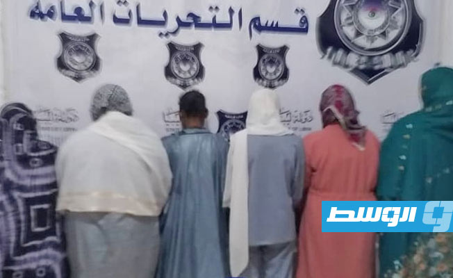 ضبط امرأة وافدة تدير شبكة لـ«حفلات دعارة» في بنغازي