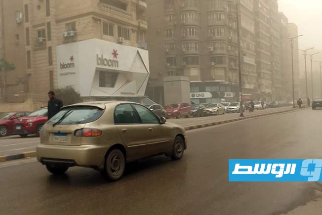 العاصفة الترابية تصل القاهرة (صور)