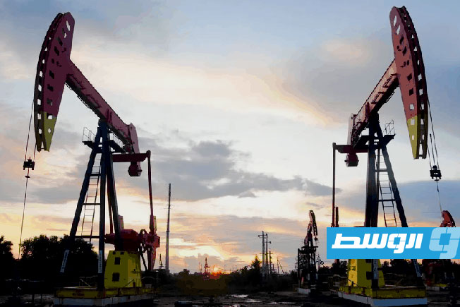 «أويل برايس» ترصد توقعات الطلب والأسعار في سوق النفط خلال 2025