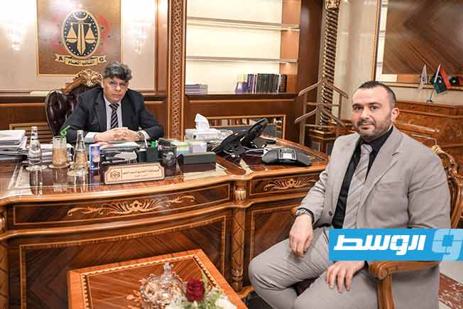 الصور: النيابة العامة ستتخذ الإجراءات القانونية ضد المتورطين في توريد أدوية من العراق