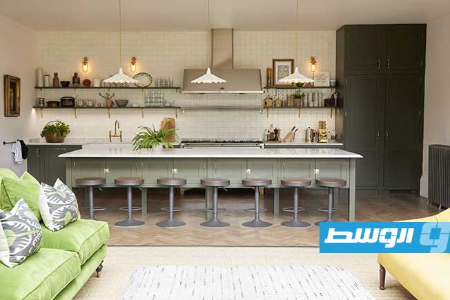 أفكار عملية لدمج غرفة المعيشة مع المطبخ المفتوح