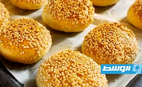 قرص الملبن بالسمسم