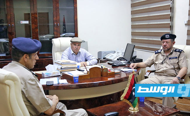 حكومة الوفاق تبحث آليات عودة النازحين إلى منازلهم في «المناطق الآمنة»
