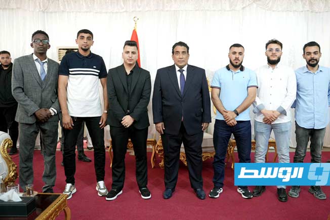 المنفي يلتقي رئيس وممثلين عن الاتحادات الطلابية في ليبيا
