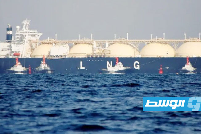ناقلة غاز طبيعي إماراتية تعبر مضيق هرمز للمرة الأولى منذ إغلاقه