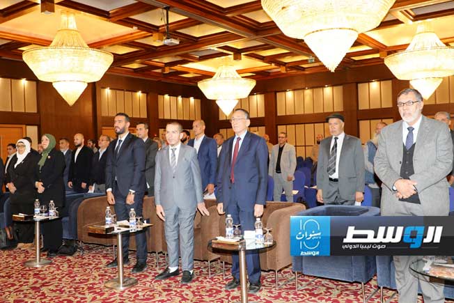 بحضور الحويج.. ورشة عمل حول استخدام النباتات المعدلة وراثيا في الأعلاف