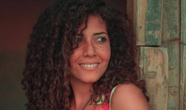 شهيرة كمال تقيم معرضا فنيا لتمويل مشروعها الموسيقي
