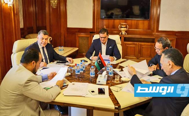 الدبيبة: ضوابط صحية في المنافذ البرية والجوية لمواجهة «كورونا»