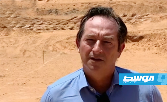 السفير البريطاني خلال زيارته ترهونة: لندن ملتزمة بالعقوبات على «ميليشيات الكانيات»