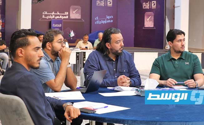 جلسة حوارية لتقييم انتخابات المجالس البلدية 2025 في طرابلس